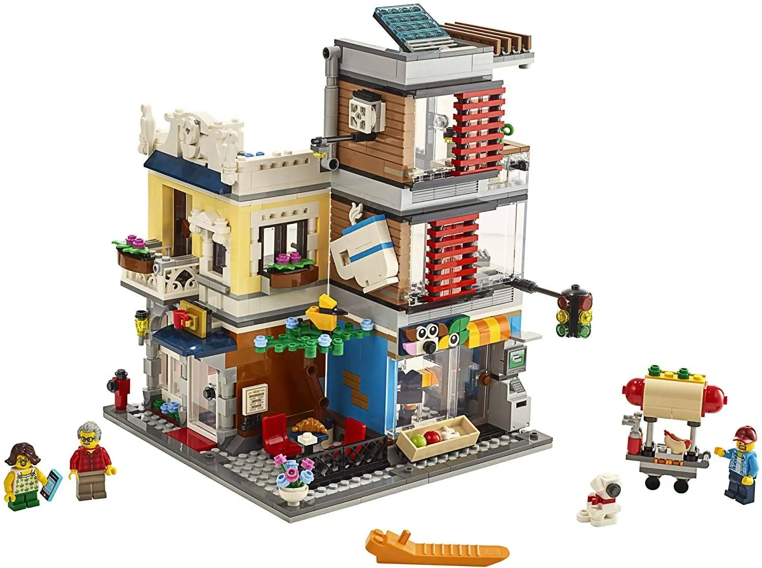 31097 Townhouse Pet Shop & Café